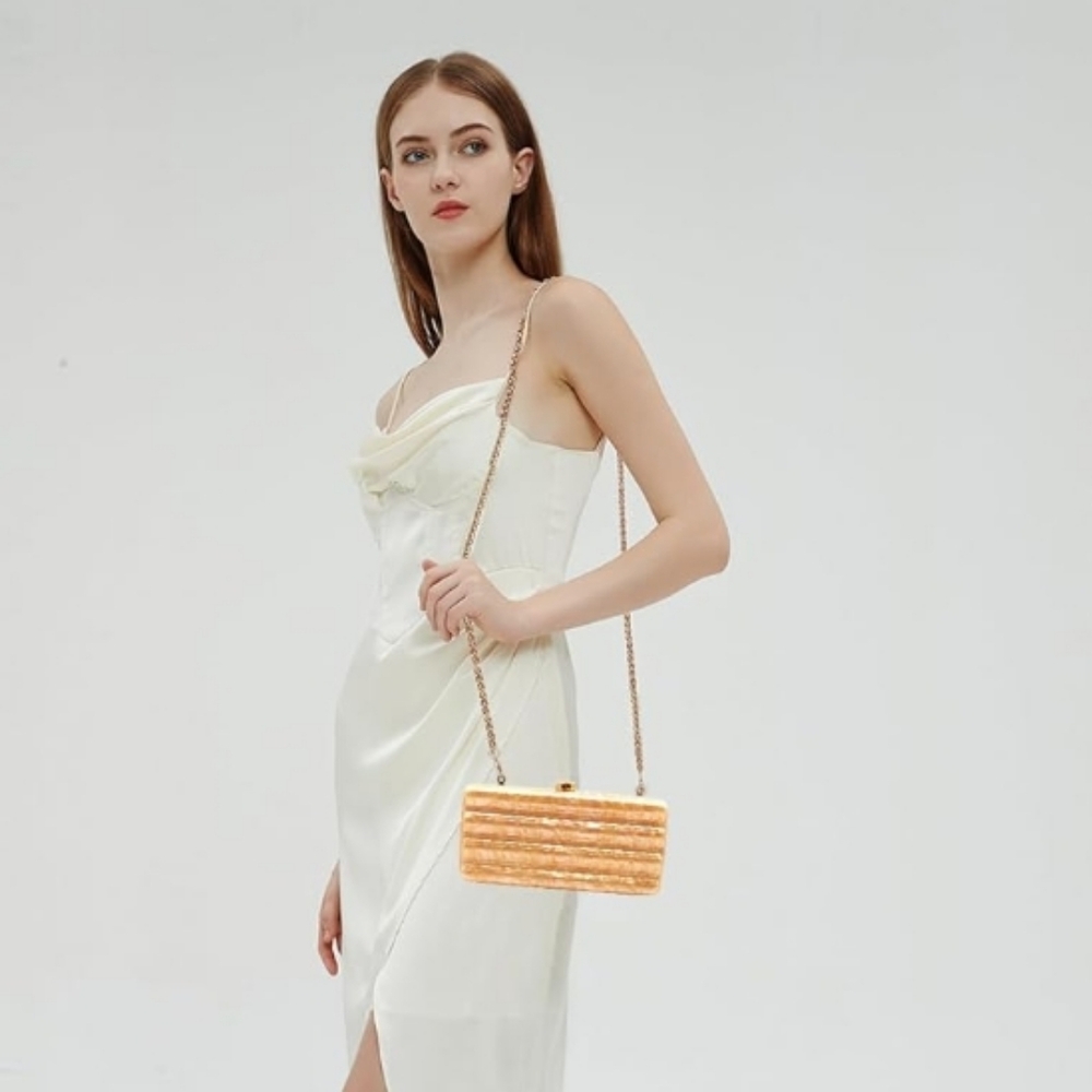 Elegant Cream Clutch - Picture 6 of 6